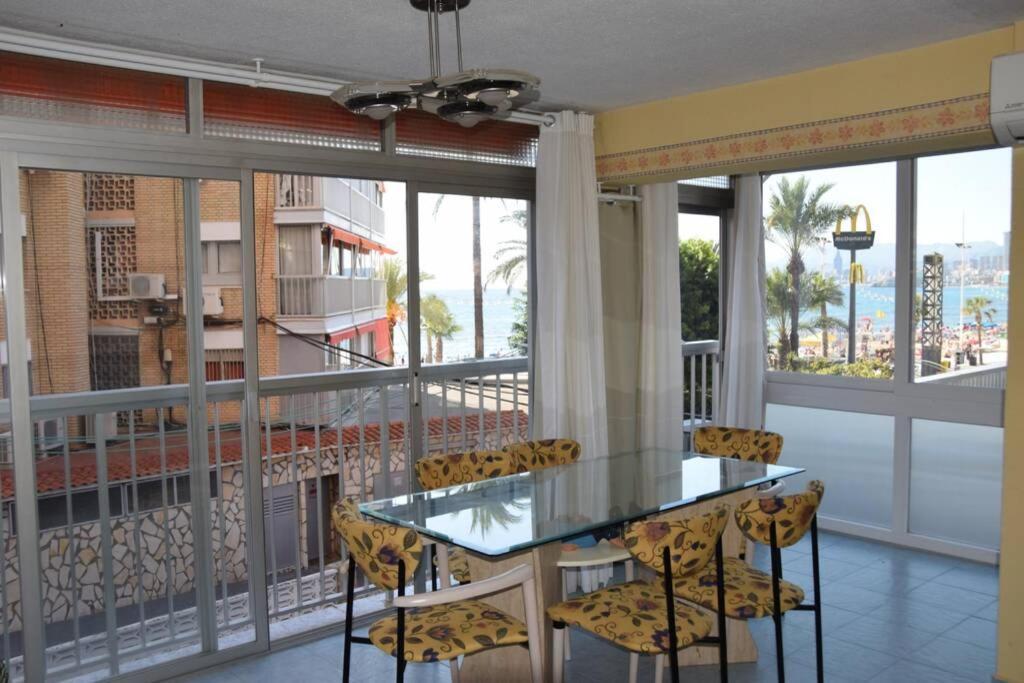 Apartamento En El Paseo Maritimo De Benidorm Exterior photo
