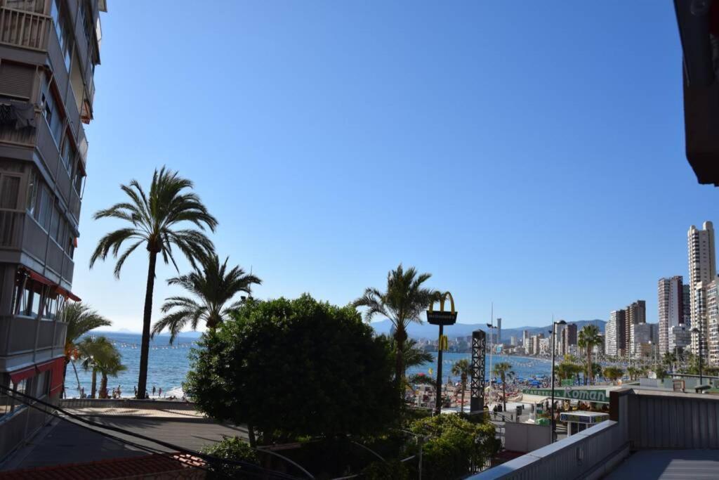 Apartamento En El Paseo Maritimo De Benidorm Exterior photo